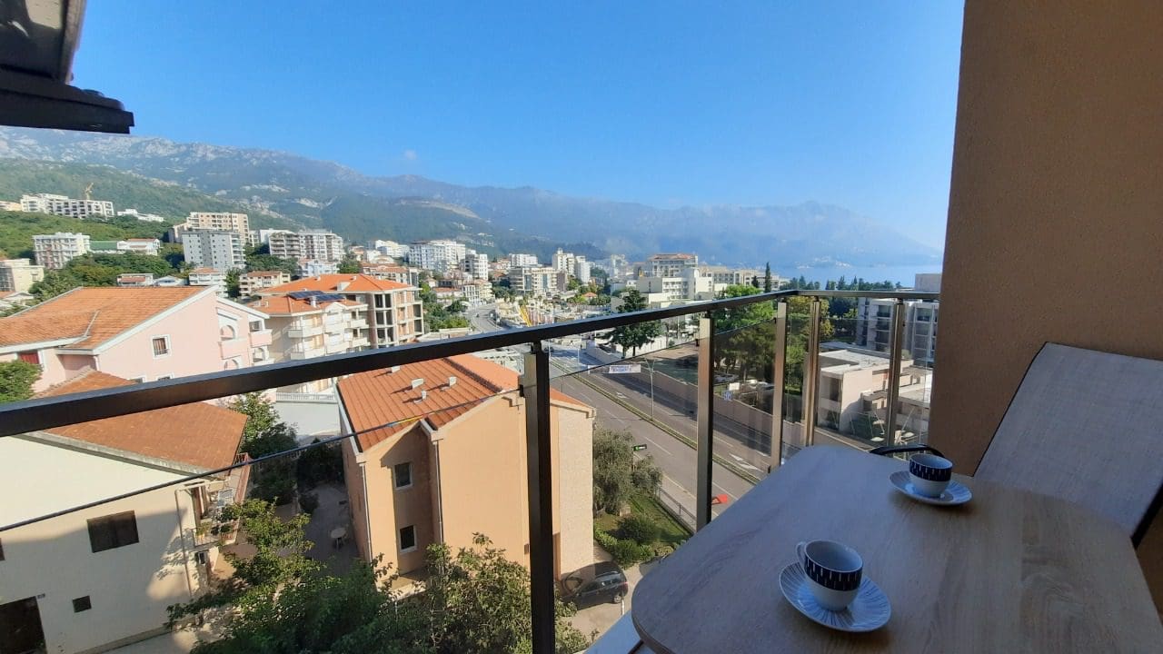 Wohnung in Becici zu verkaufen — Montenegro