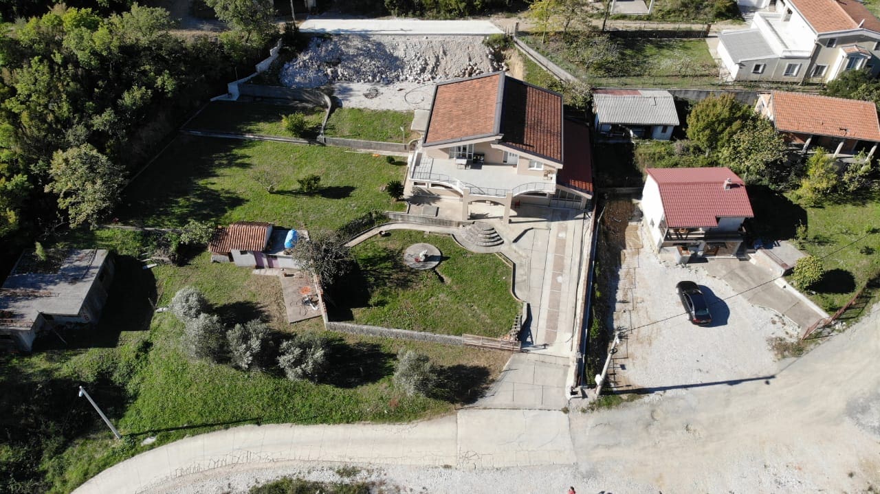 House with big plot in Sutomore — Montenegro