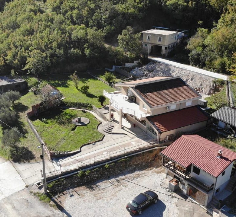 House with big plot in Sutomore — Montenegro
