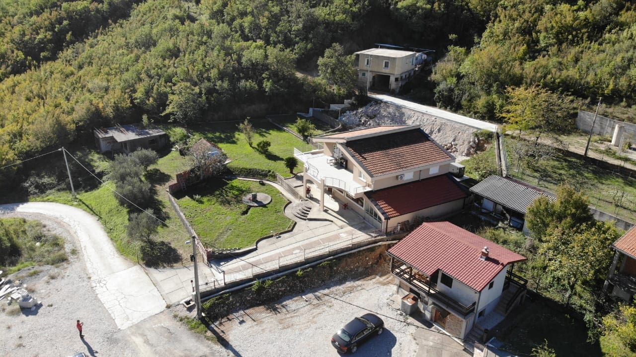 House with big plot in Sutomore — Montenegro