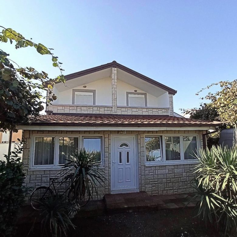 Das Haus zum Verkauf in Podgorica
