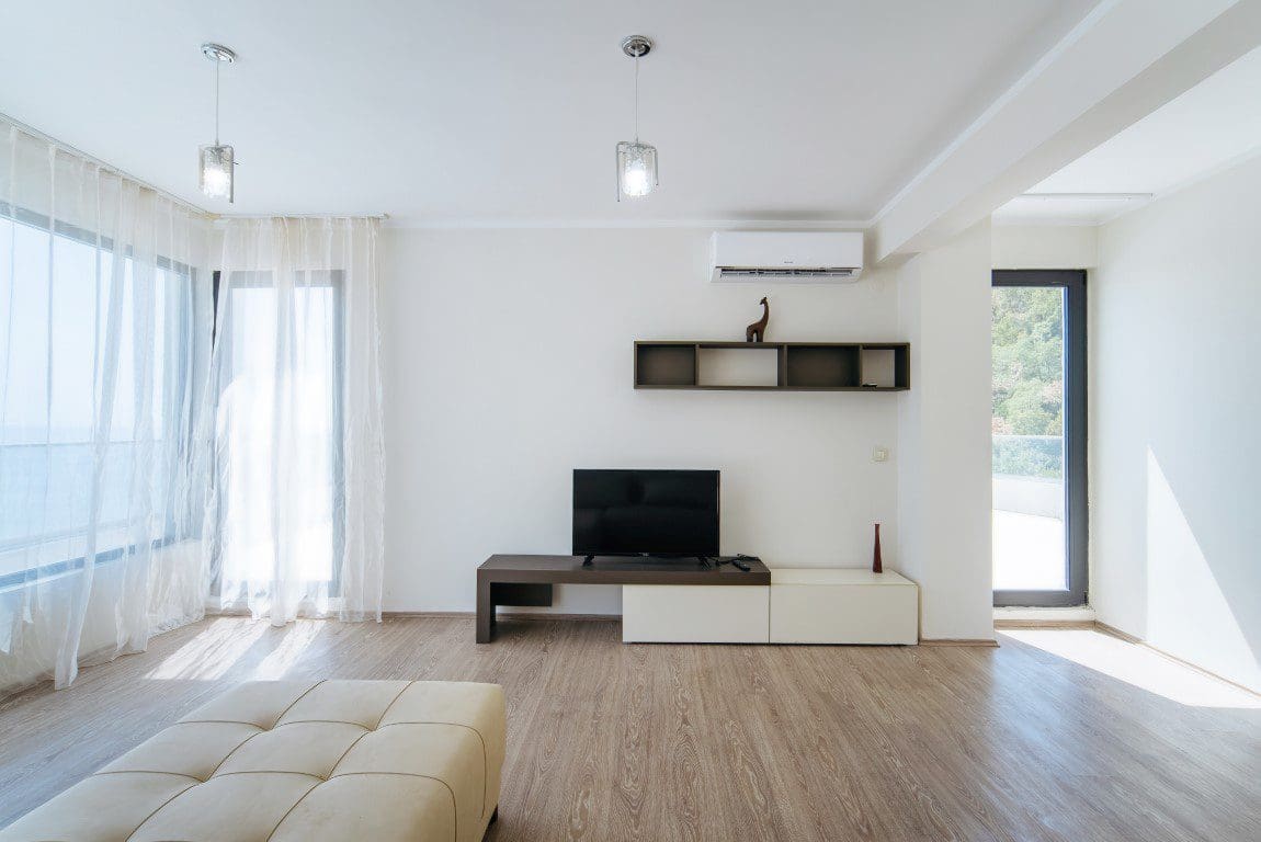 Zwei zum Verkauf stehende Apartments in Budva — Montenegro