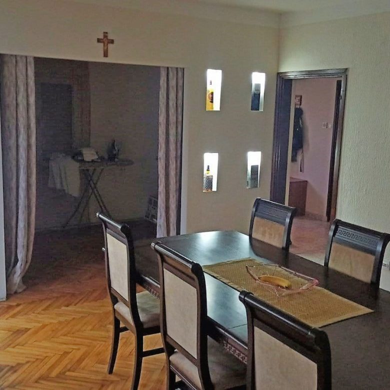 Das Haus zum Verkauf in Podgorica — Montenegro
