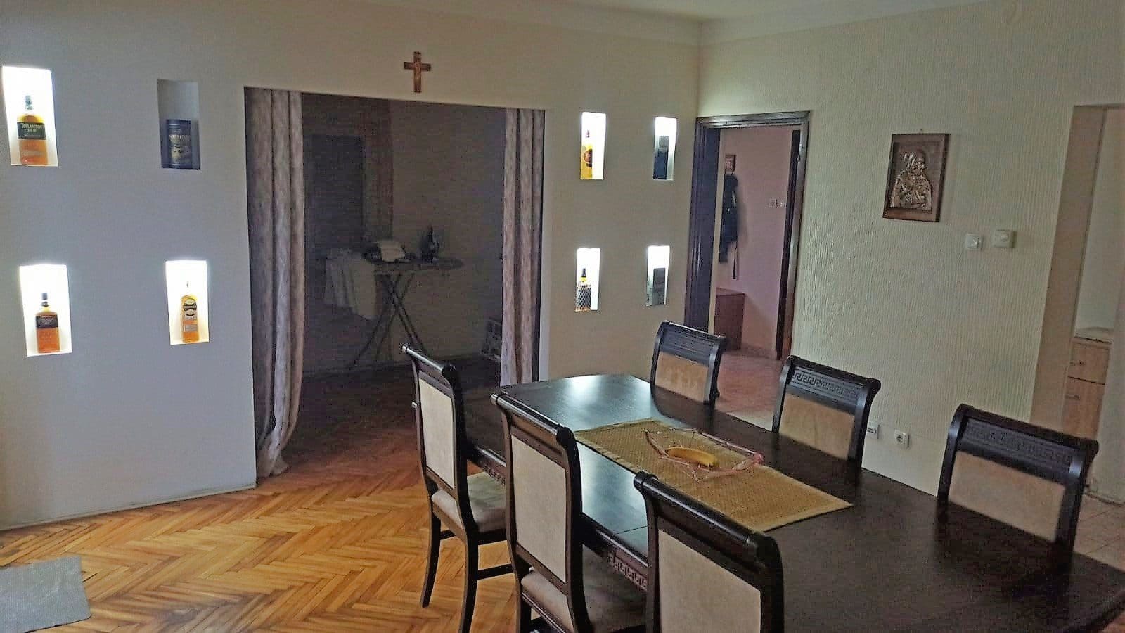 Das Haus zum Verkauf in Podgorica — Montenegro