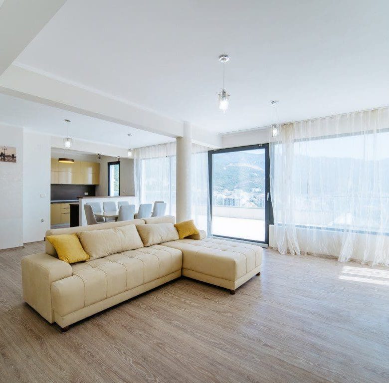 Zwei zum Verkauf stehende Apartments in Budva — Montenegro