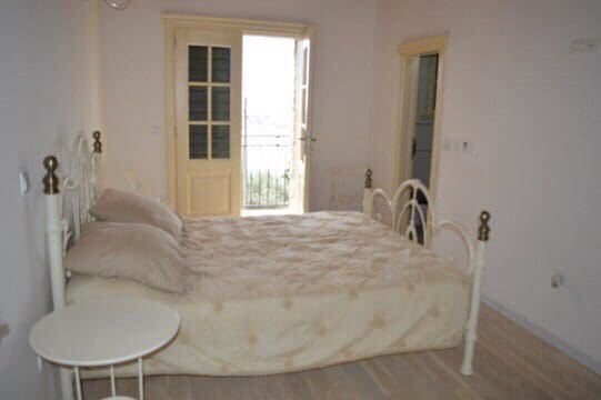 🏡 Villa for Sale in Šušanj – Luxury Stone Home with Sea View & Pool — Montenegro