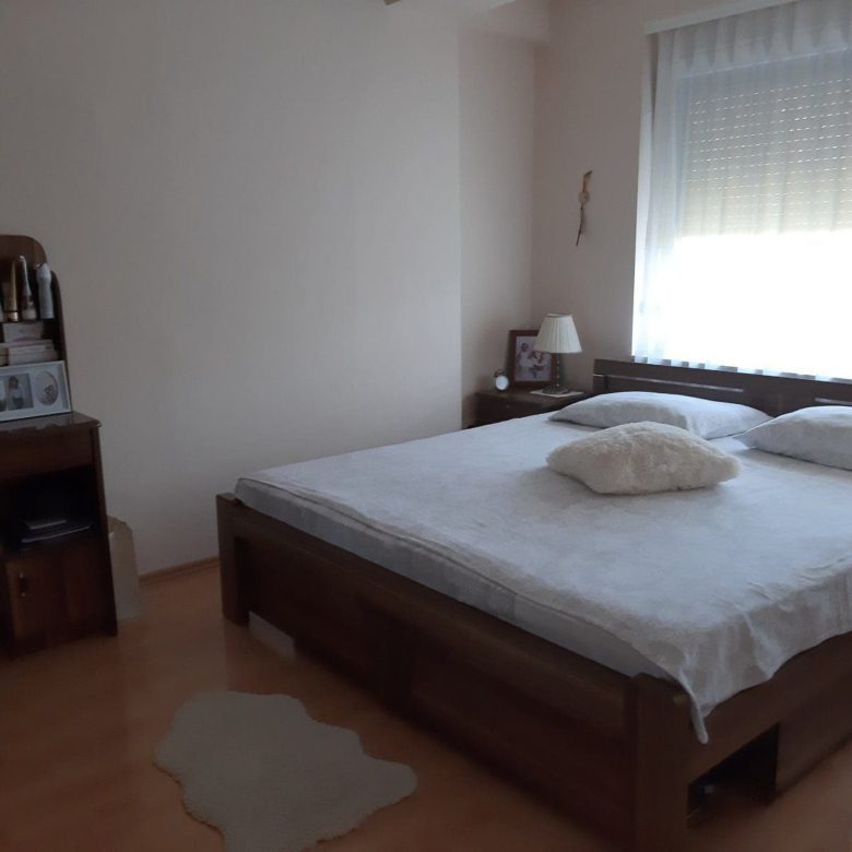 Bar'da iki yatak odalı bir daire — Karadağ