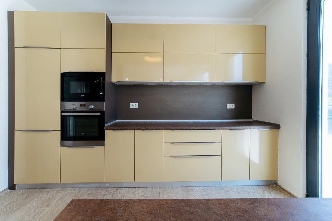 Zwei zum Verkauf stehende Apartments in Budva — Montenegro
