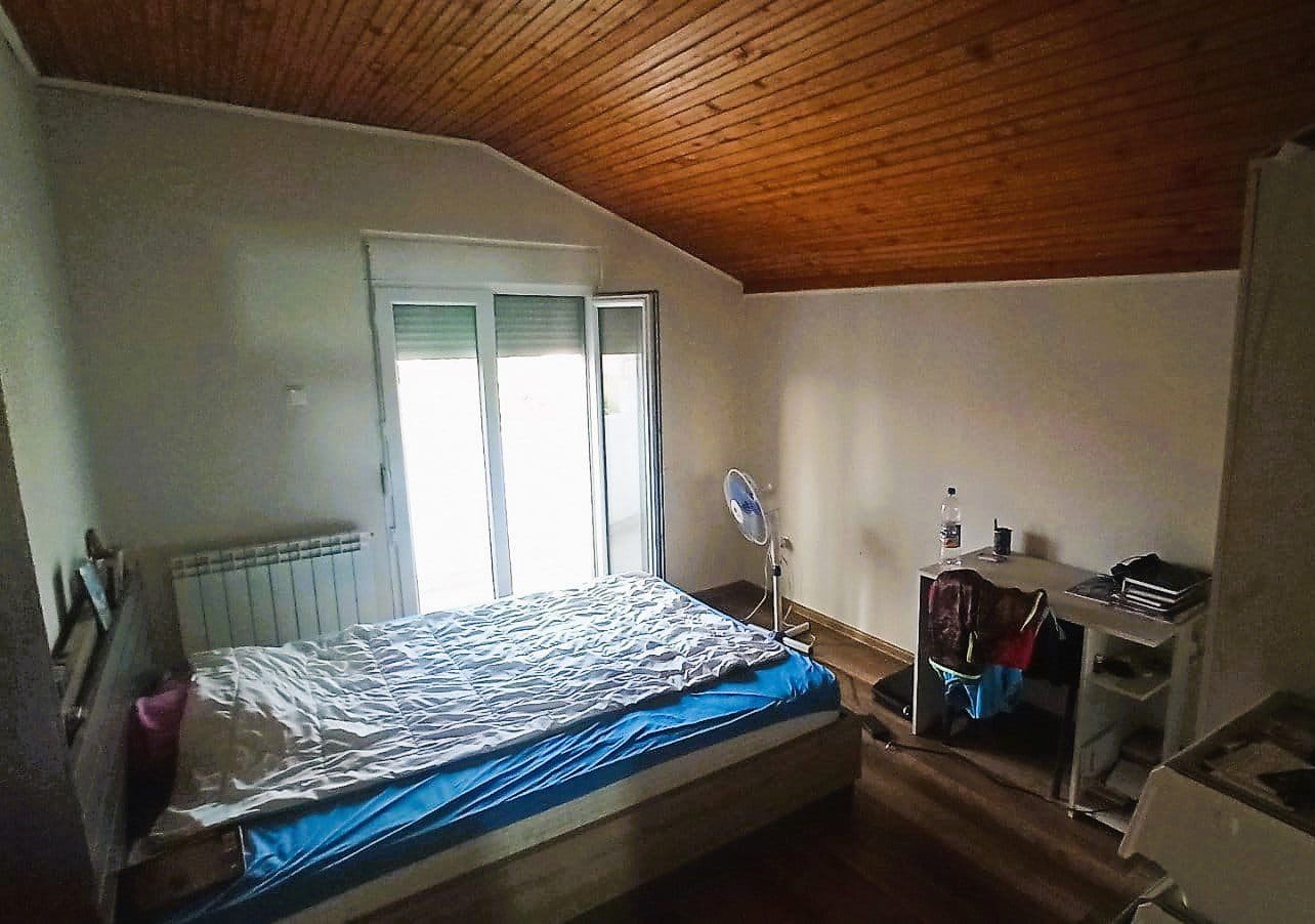 Das Haus zum Verkauf in Podgorica — Montenegro
