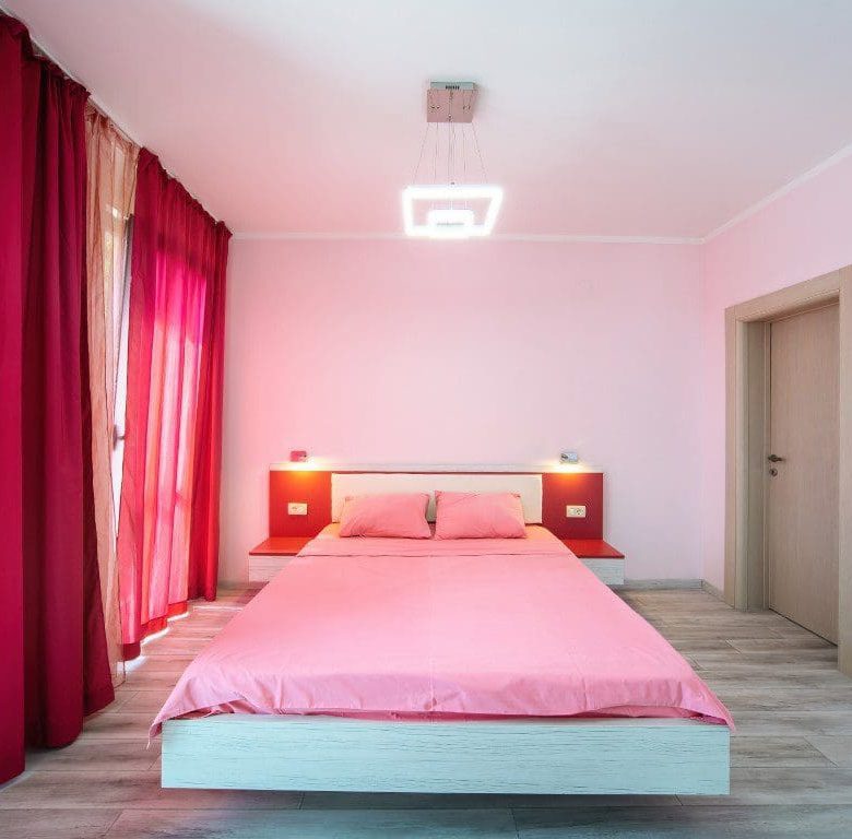 Zwei zum Verkauf stehende Apartments in Budva — Montenegro