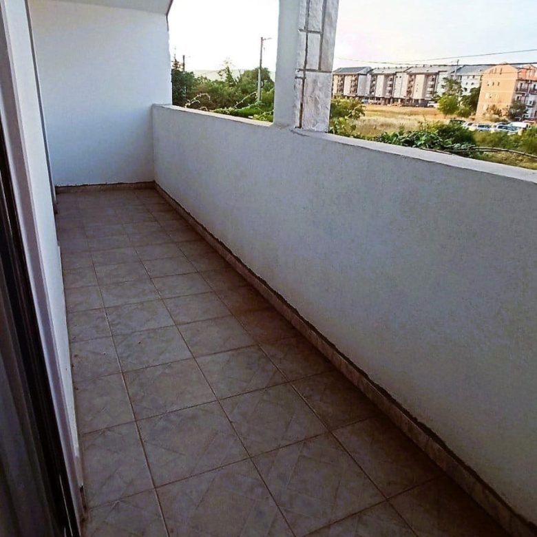 Das Haus zum Verkauf in Podgorica — Montenegro