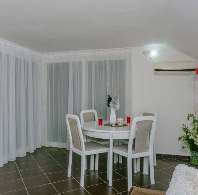 Beautiful house for sale in Utjeha — Montenegro