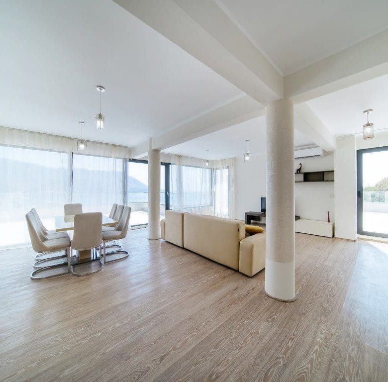 Zwei zum Verkauf stehende Apartments in Budva — Montenegro