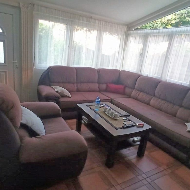 Das Haus zum Verkauf in Podgorica — Montenegro
