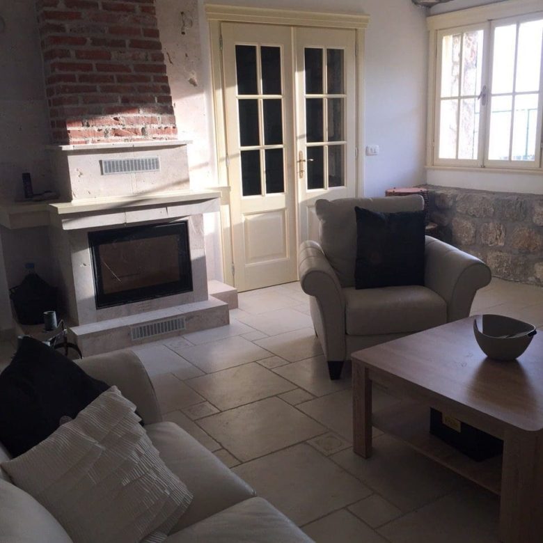 🏡 Villa for Sale in Šušanj – Luxury Stone Home with Sea View & Pool — Montenegro