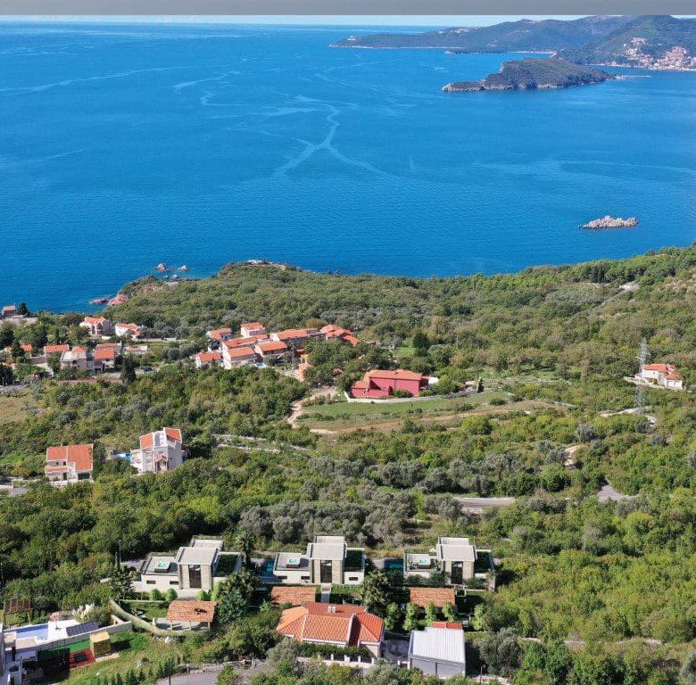 Luxusvillen in der Gegend von Budva zu verkaufen