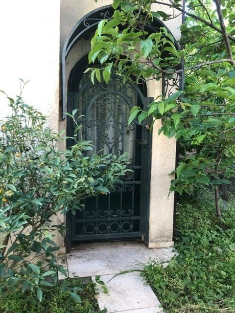 The townhouse for sale in Petrovac — Montenegro