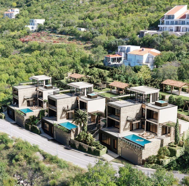 Luxusvillen in der Gegend von Budva zu verkaufen — Montenegro