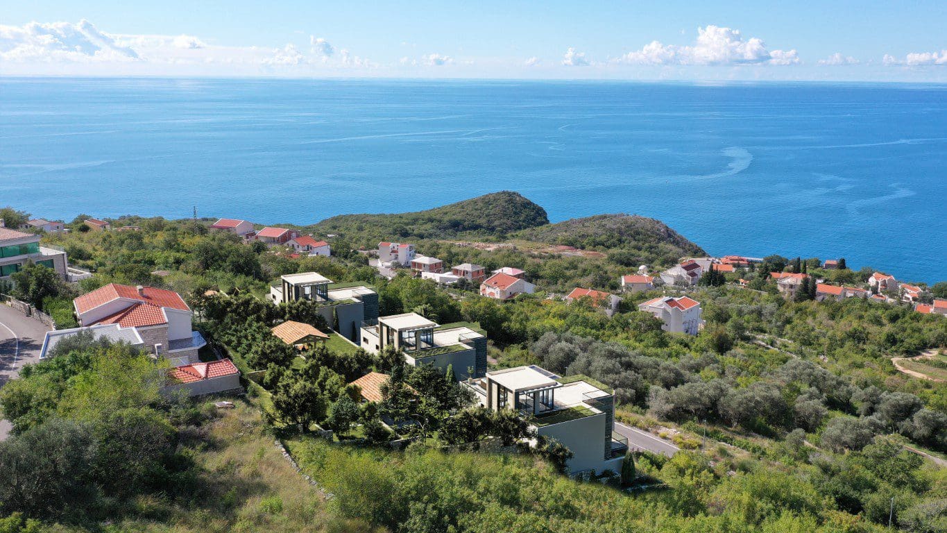 Luxusvillen in der Gegend von Budva zu verkaufen — Montenegro