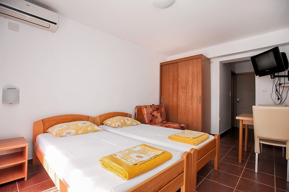 Mini hotel for sale in Petrovac — Montenegro