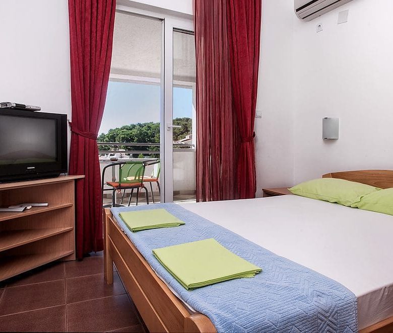 Mini hotel for sale in Petrovac — Montenegro