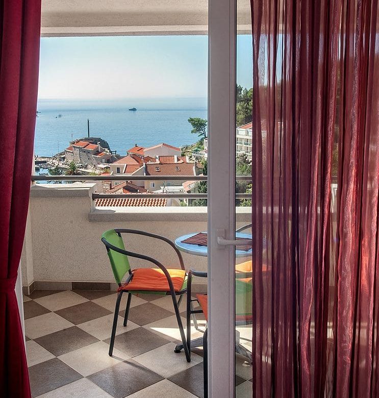 Mini hotel for sale in Petrovac — Montenegro