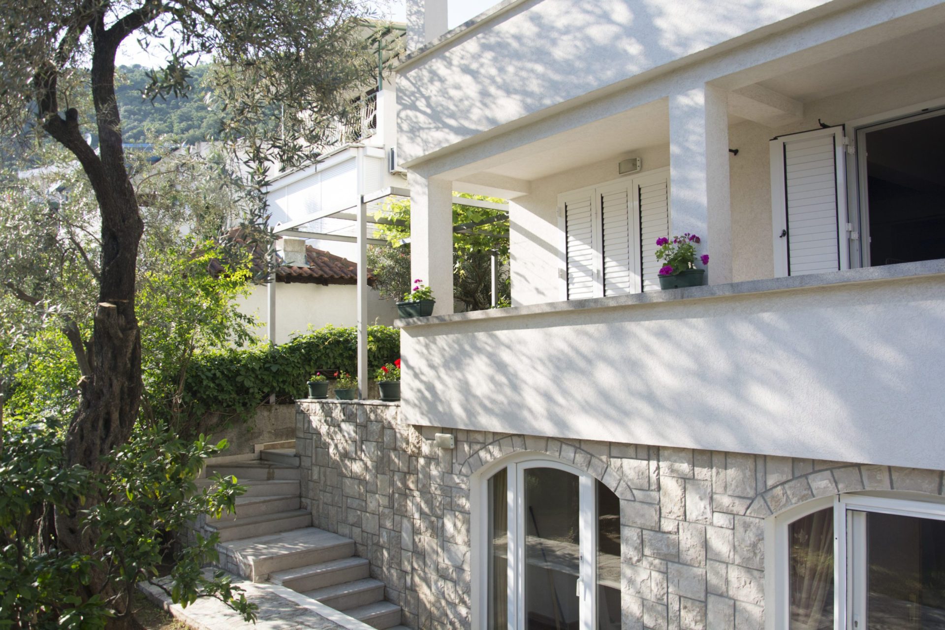 Mini hotel for sale in Petrovac — Montenegro