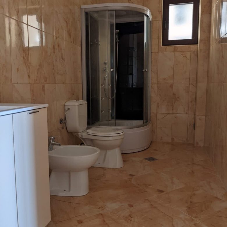 Seafront villa for sale in Montenegro-Modern Villa near Veliki Pijesak Beach — Montenegro