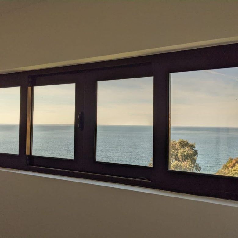 Seafront villa for sale in Montenegro-Modern Villa near Veliki Pijesak Beach — Montenegro