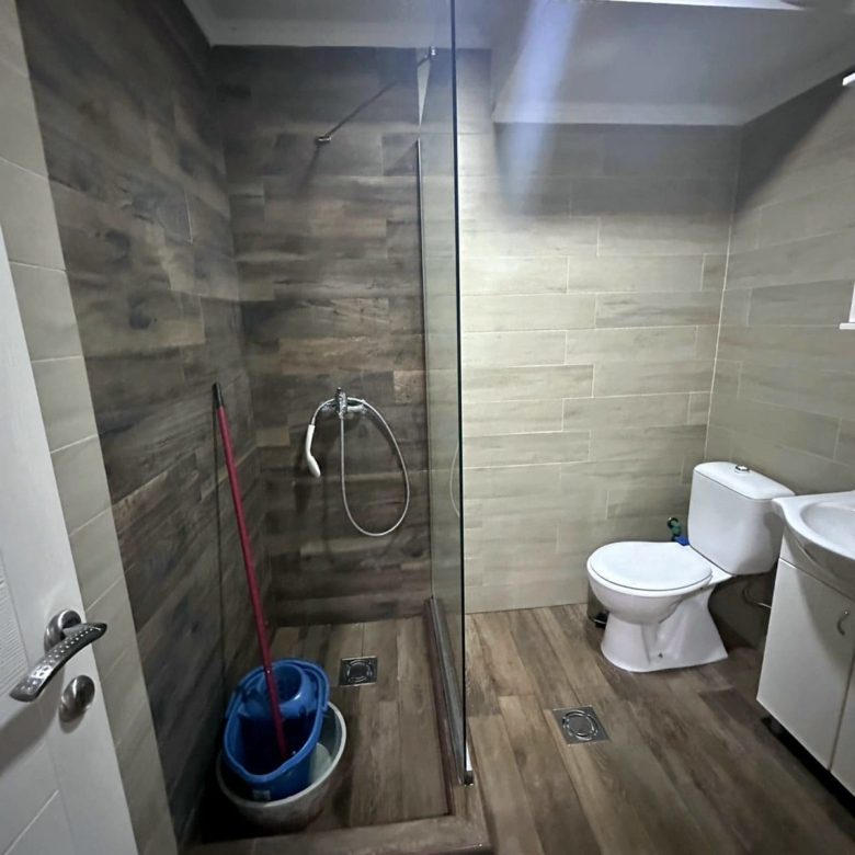 Šarmantan stan na prodaju u centru Bara — Crna Gora