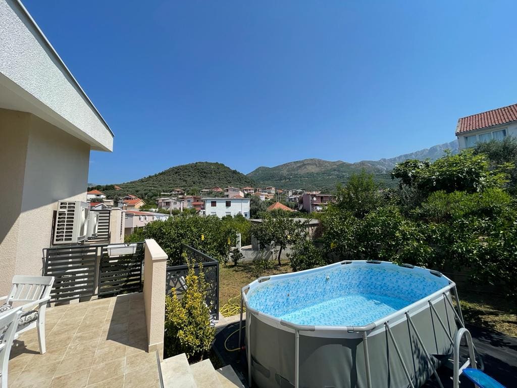 Modern Villa for Sale in Quiet Location - Bar — Montenegro