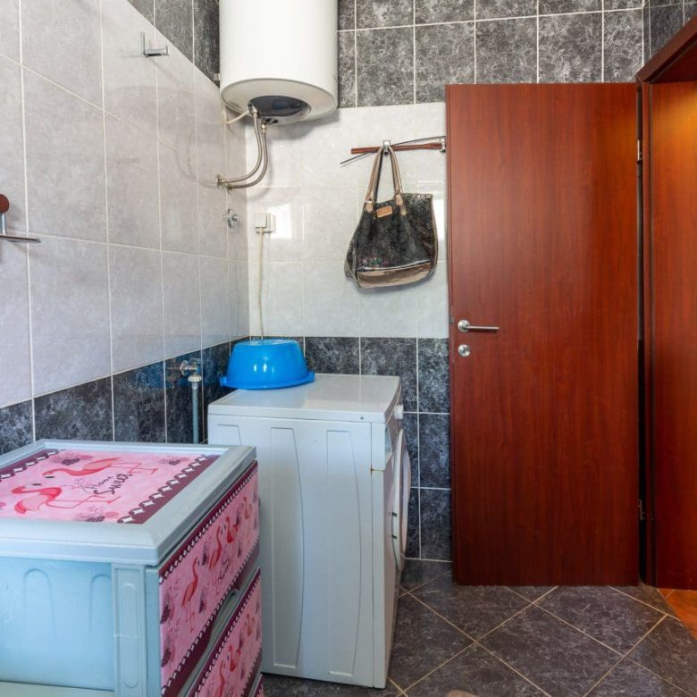 Zweizimmerwohnung in Susanj-Bar-Montenegro zum Verkauf — Montenegro