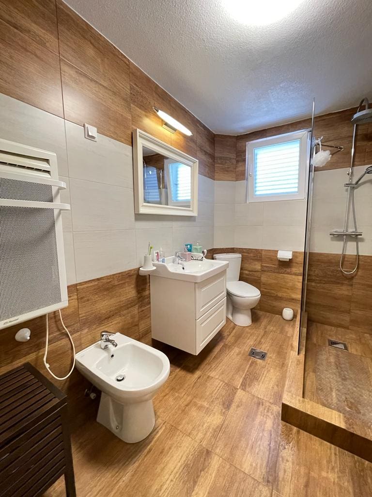 Modern Villa for Sale in Quiet Location - Bar — Montenegro