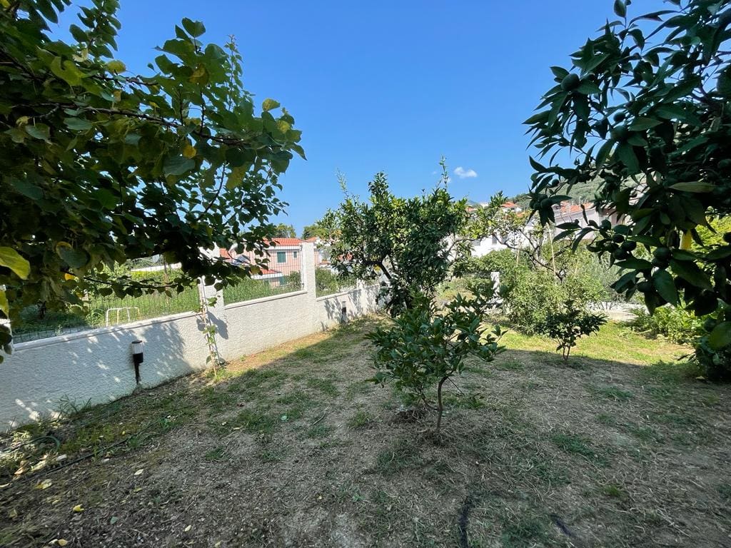 Modern Villa for Sale in Quiet Location - Bar — Montenegro