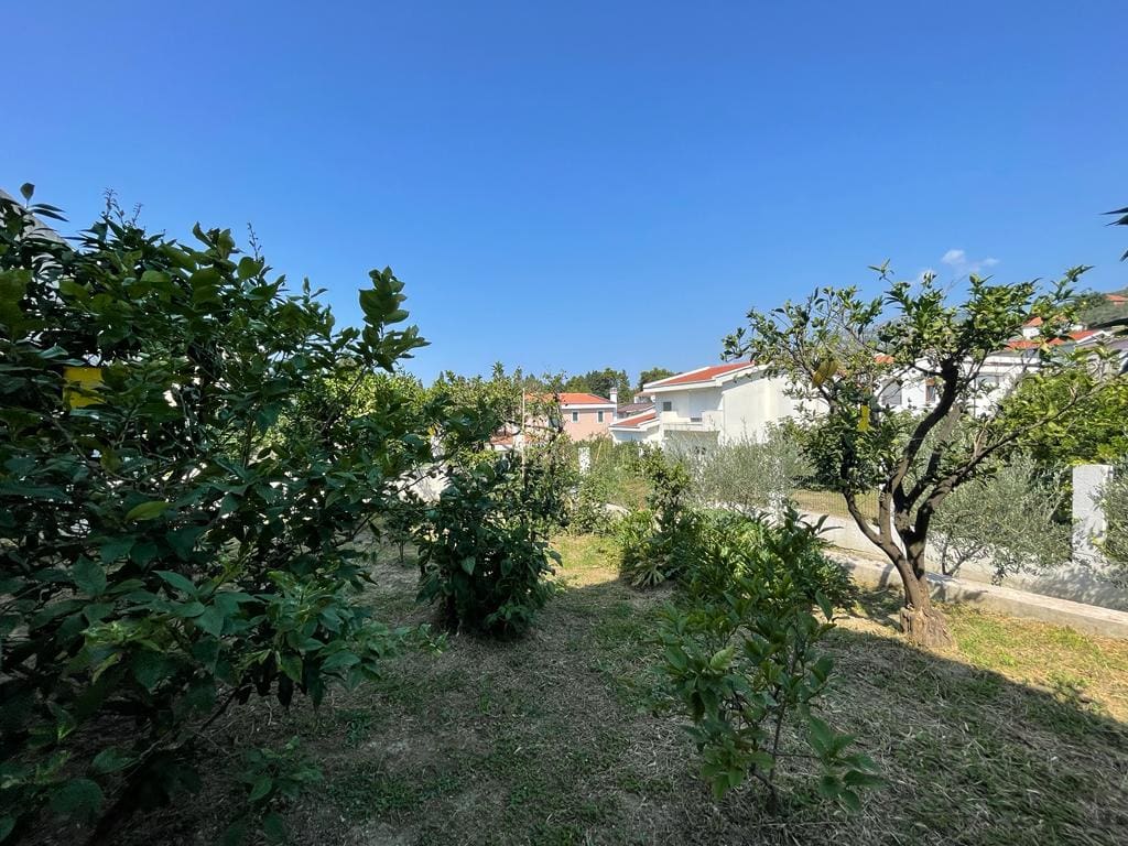 Modern Villa for Sale in Quiet Location - Bar — Montenegro