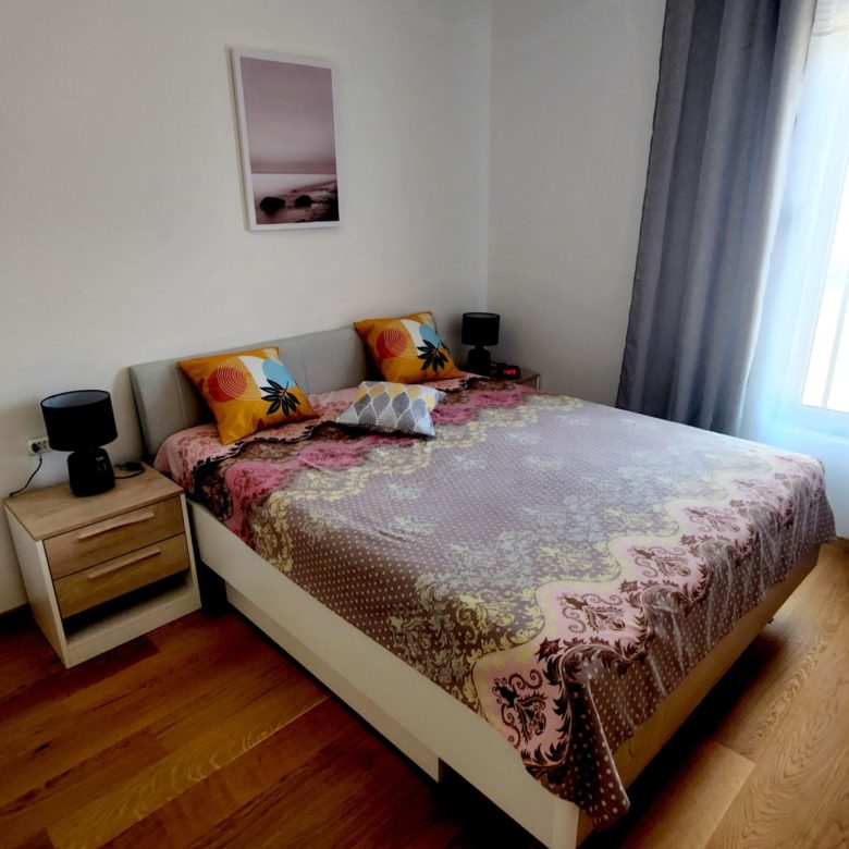 Meerblick-Wohnung in Becici zu verkaufen — Montenegro
