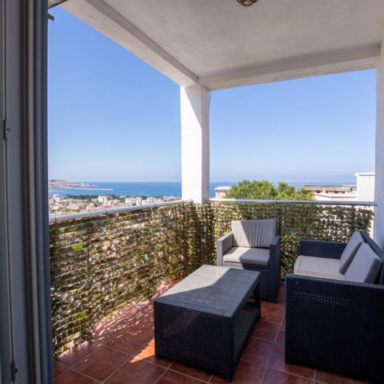 Zweizimmerwohnung in Susanj-Bar-Montenegro zum Verkauf — Montenegro