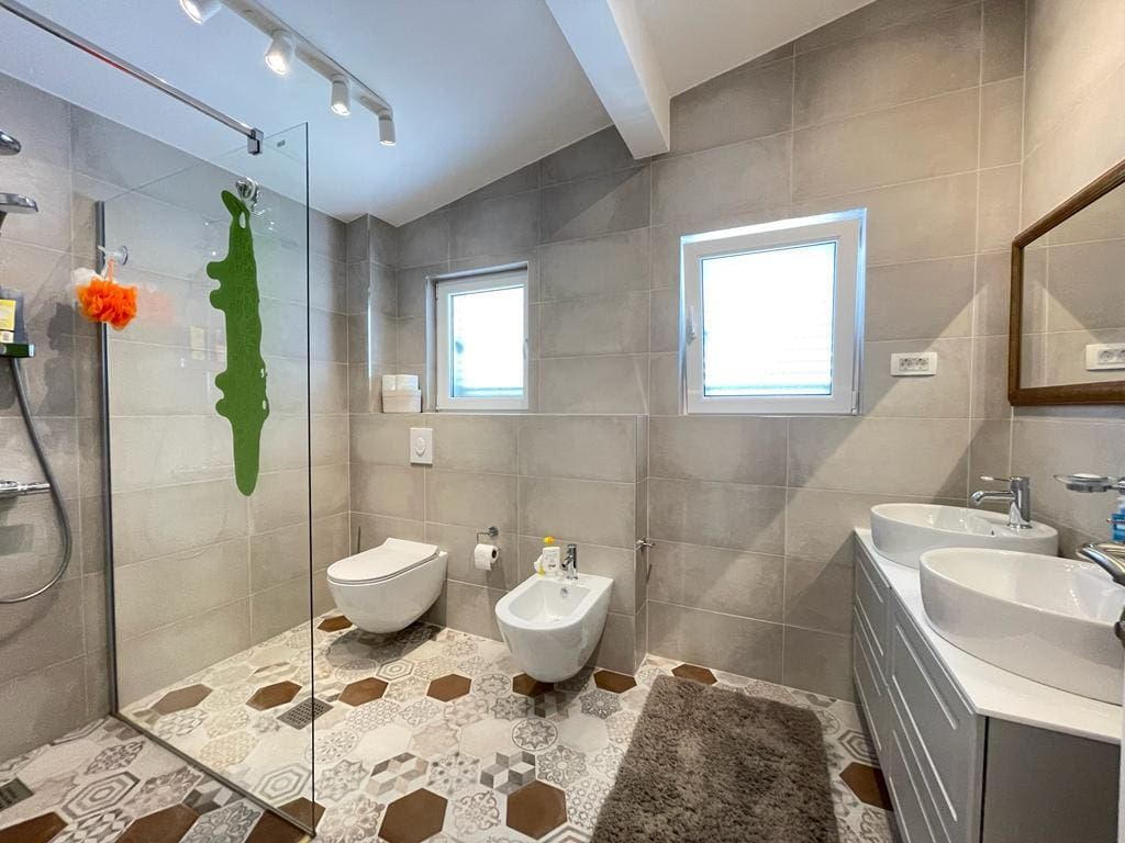 Modern Villa for Sale in Quiet Location - Bar — Montenegro