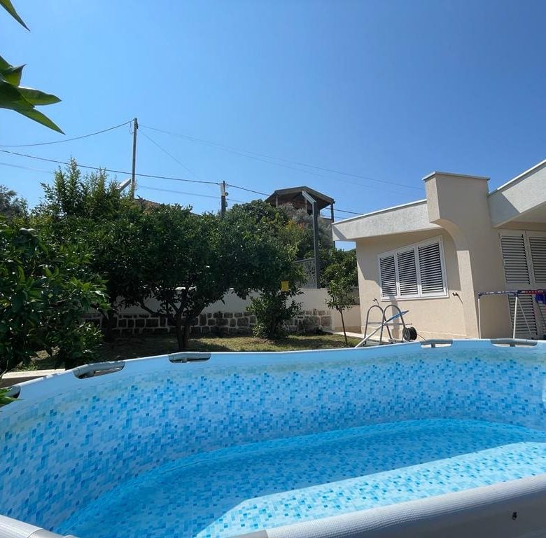 Modern Villa for Sale in Quiet Location - Bar — Montenegro