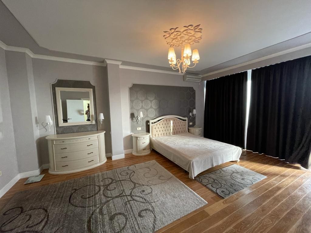 Charming villa with pool and garden — Montenegro