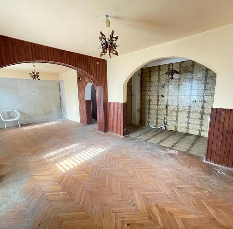 Вілла продається в Бар-Чорногорія, 268 м² — Бар
