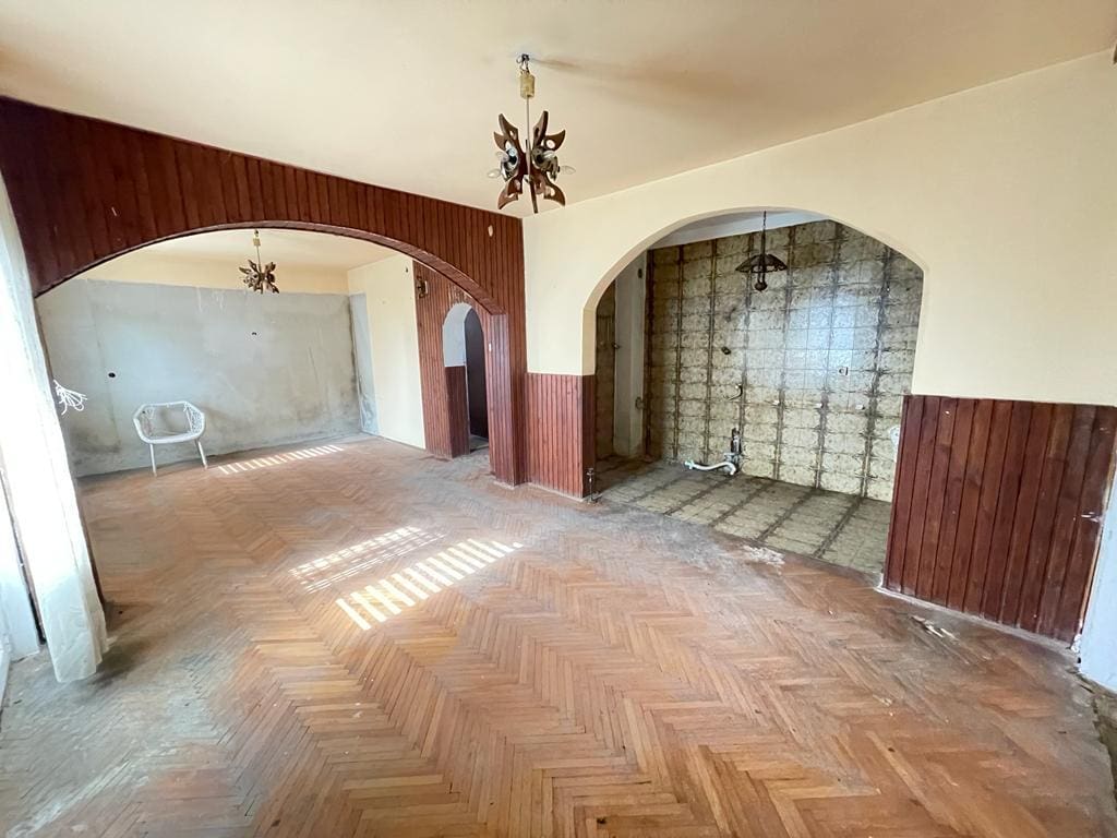 Вілла продається в Бар-Чорногорія, 268 м² — Бар