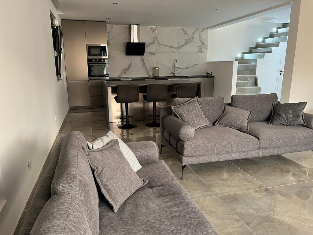 Lovely villa for sale in Bar, Montenegro — Montenegro