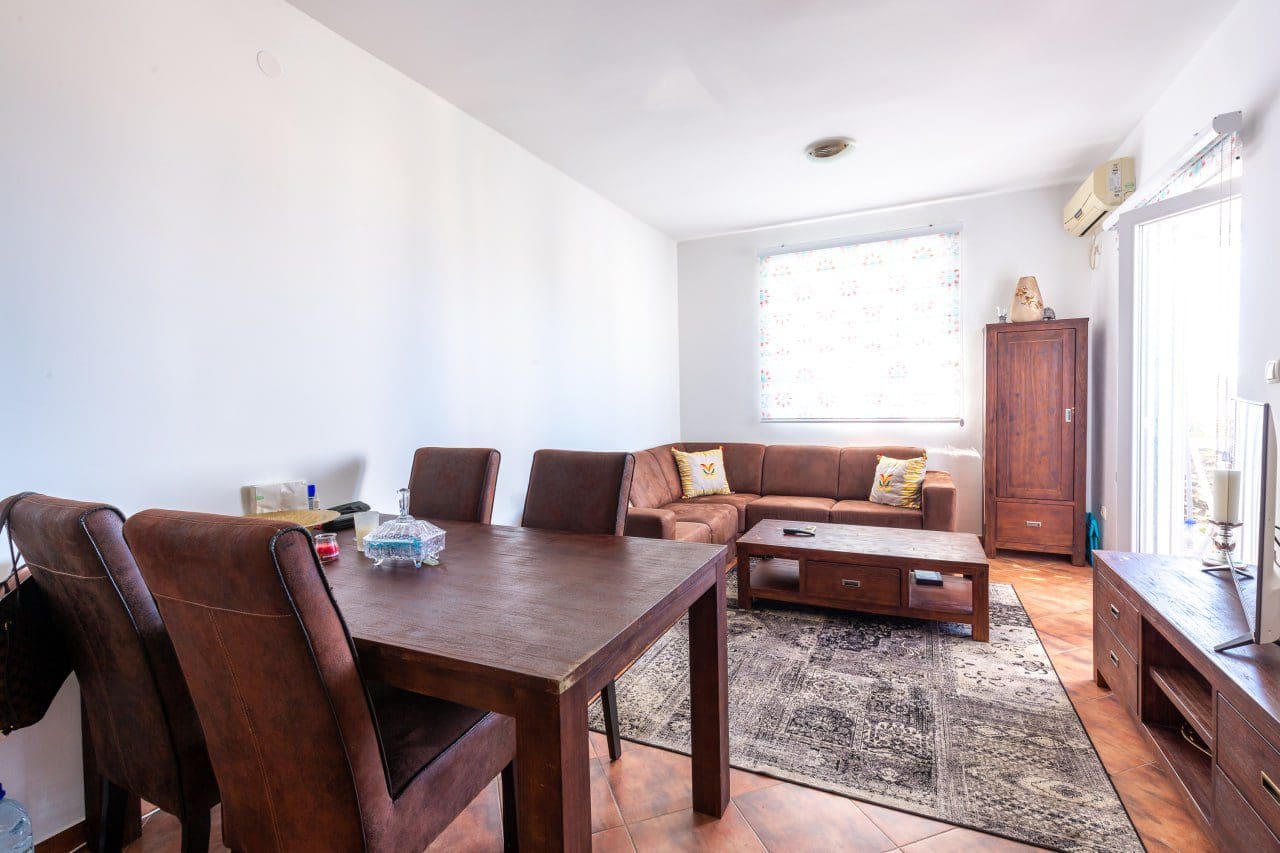 Zweizimmerwohnung in Susanj-Bar-Montenegro zum Verkauf — Montenegro