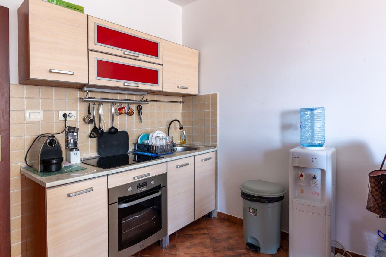 Zweizimmerwohnung in Susanj-Bar-Montenegro zum Verkauf — Montenegro