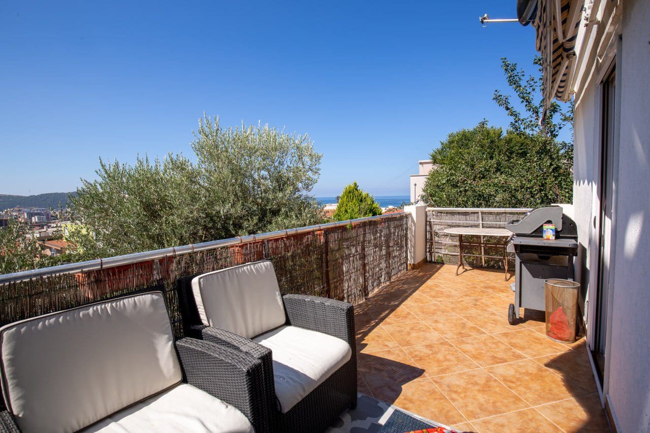 Apartment with Sea Views in Susanj — Montenegro