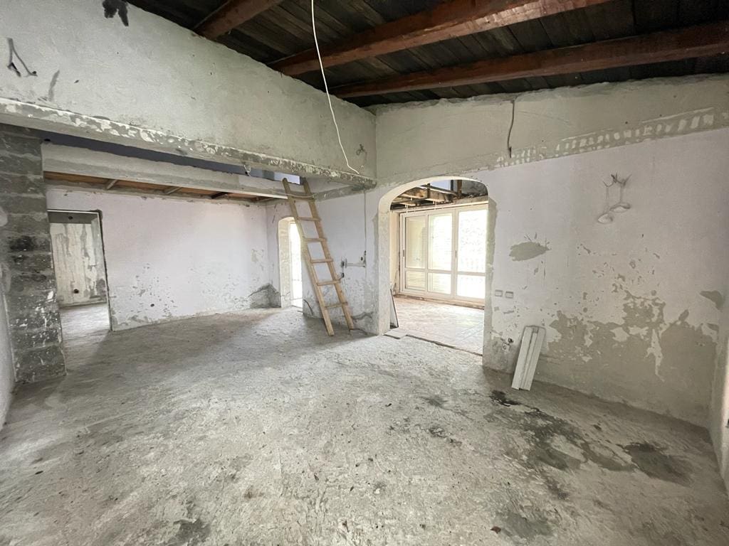Вілла продається в Бар-Чорногорія, 268 м² — Бар