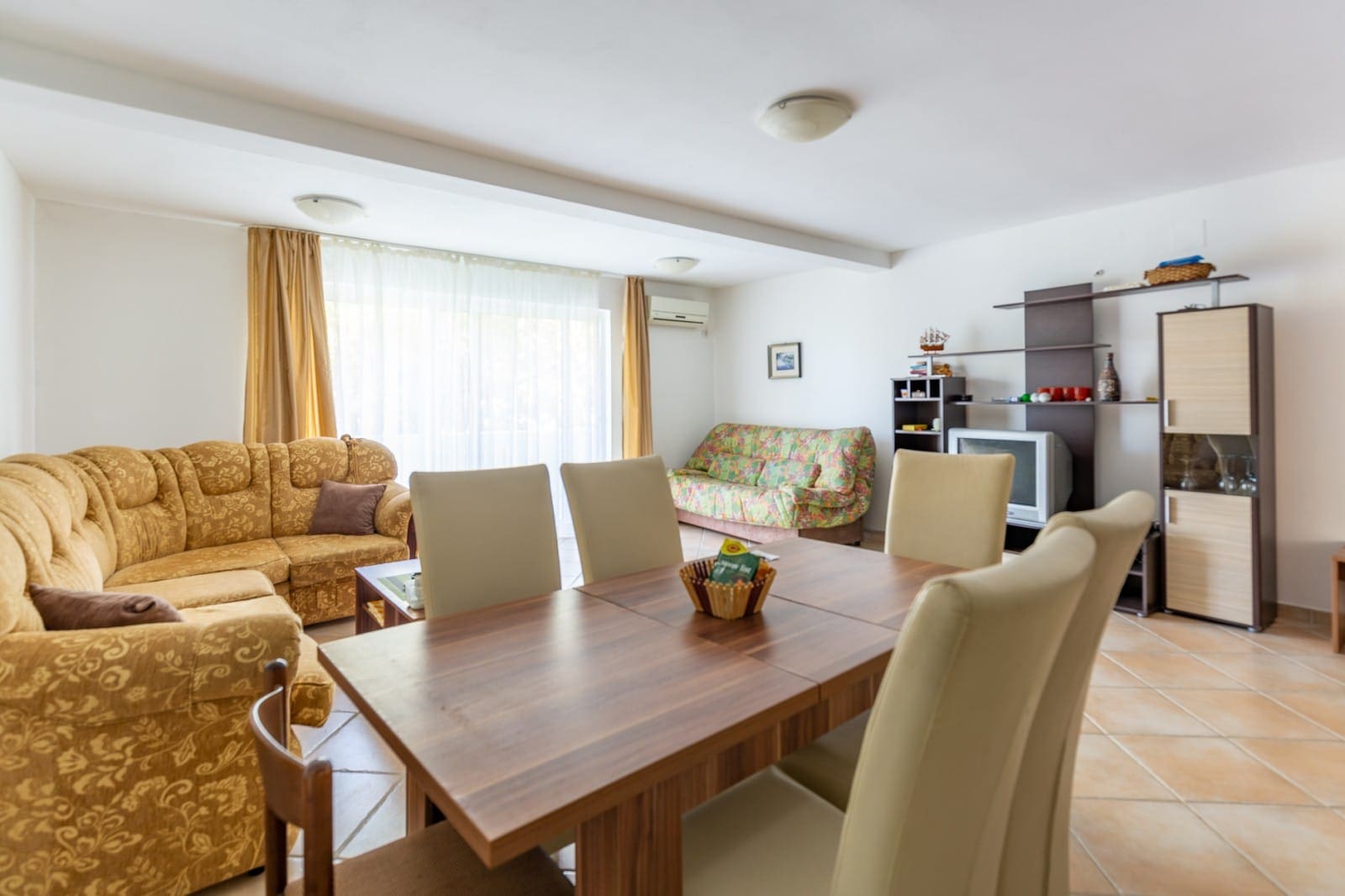 MREproperty (1) Charming 108m2 Apartment with Sea View