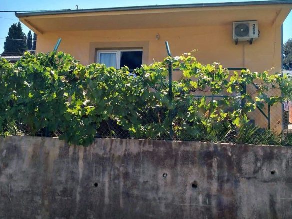 Charming 2 Bedroom House for Sale in Celuga-Bar