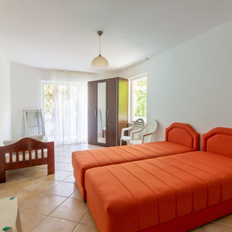 Charming 108m2 Apartment with Sea View — Montenegro